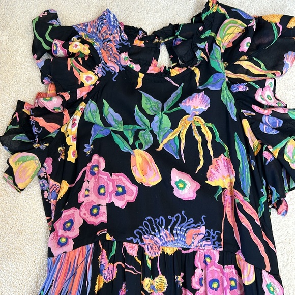 Banjanan Maxi Dress - Picture 6 of 15